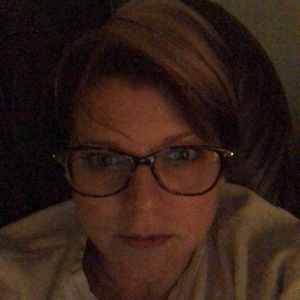 Meet your Posher, Kari